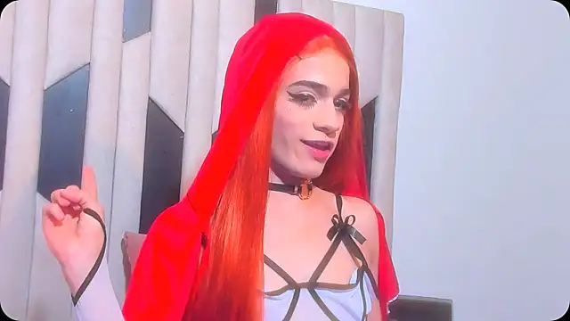 chloe_ember Chatroom
