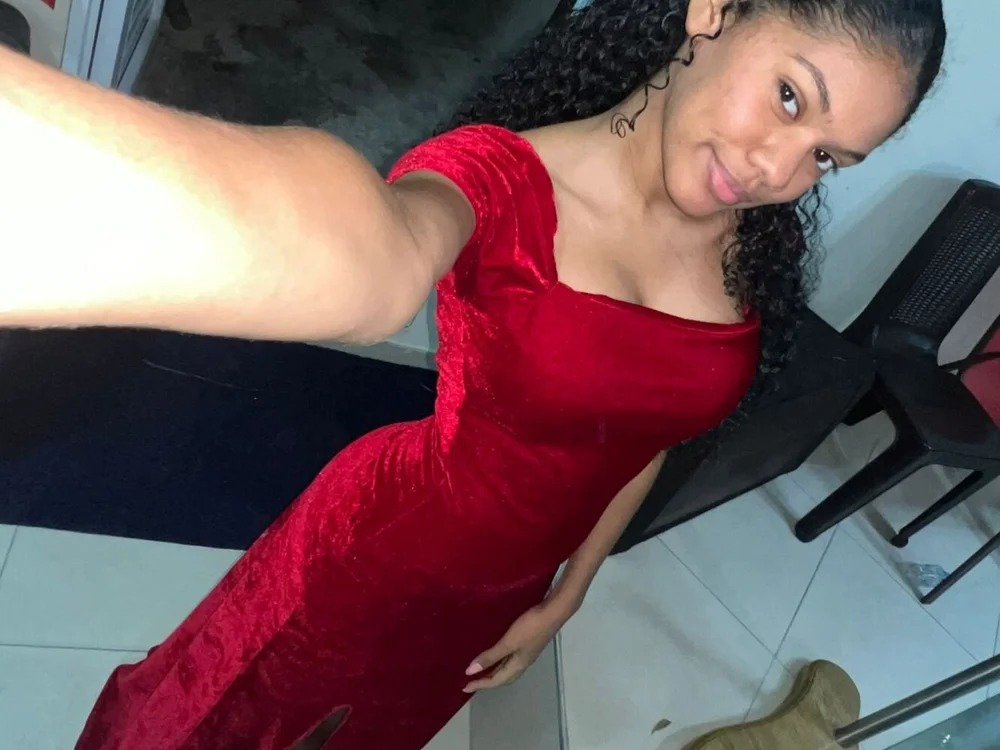 chloe_tate Chatroom