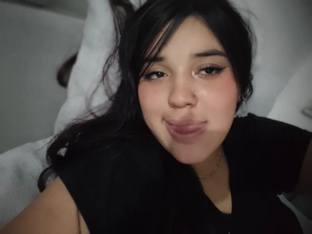 chloeferrer Chatroom