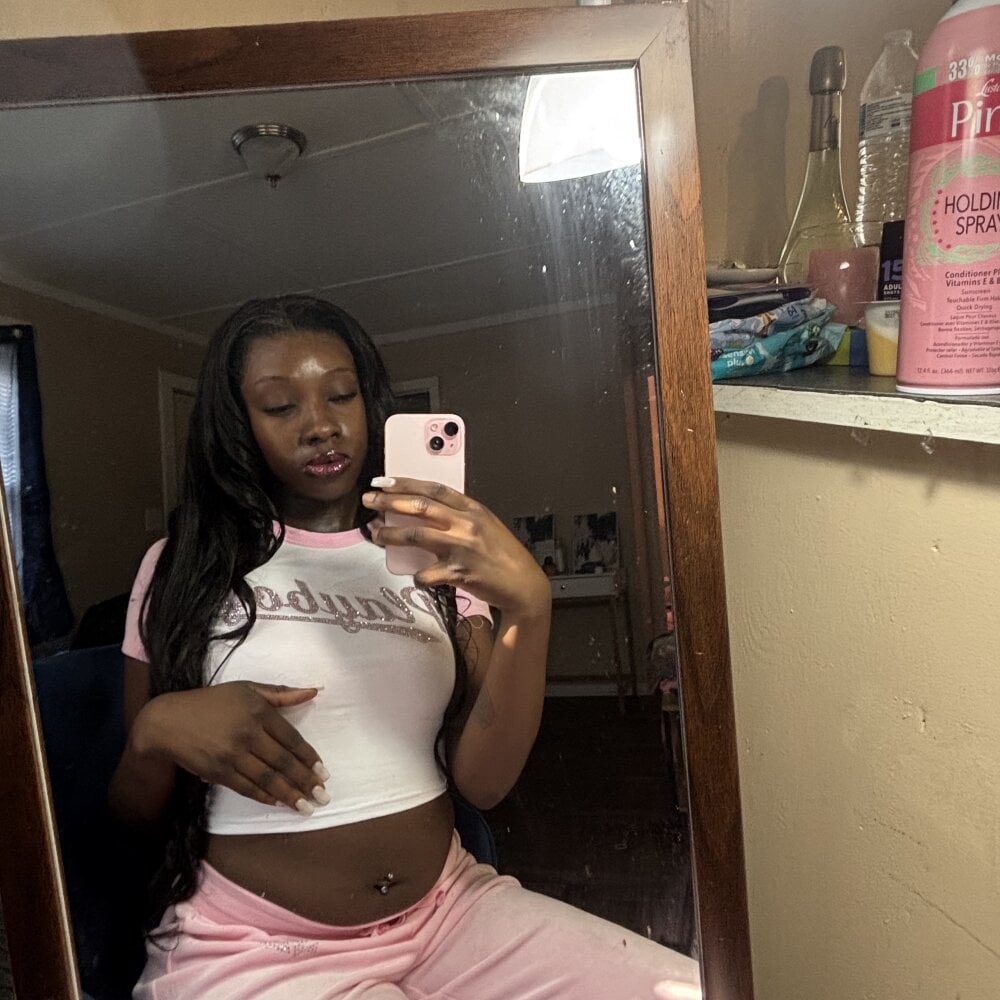 chocolatebunny83 Chatroom