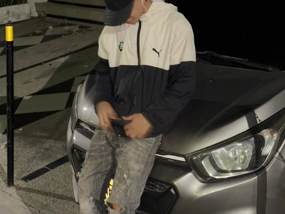 chris_evans77 Chatroom