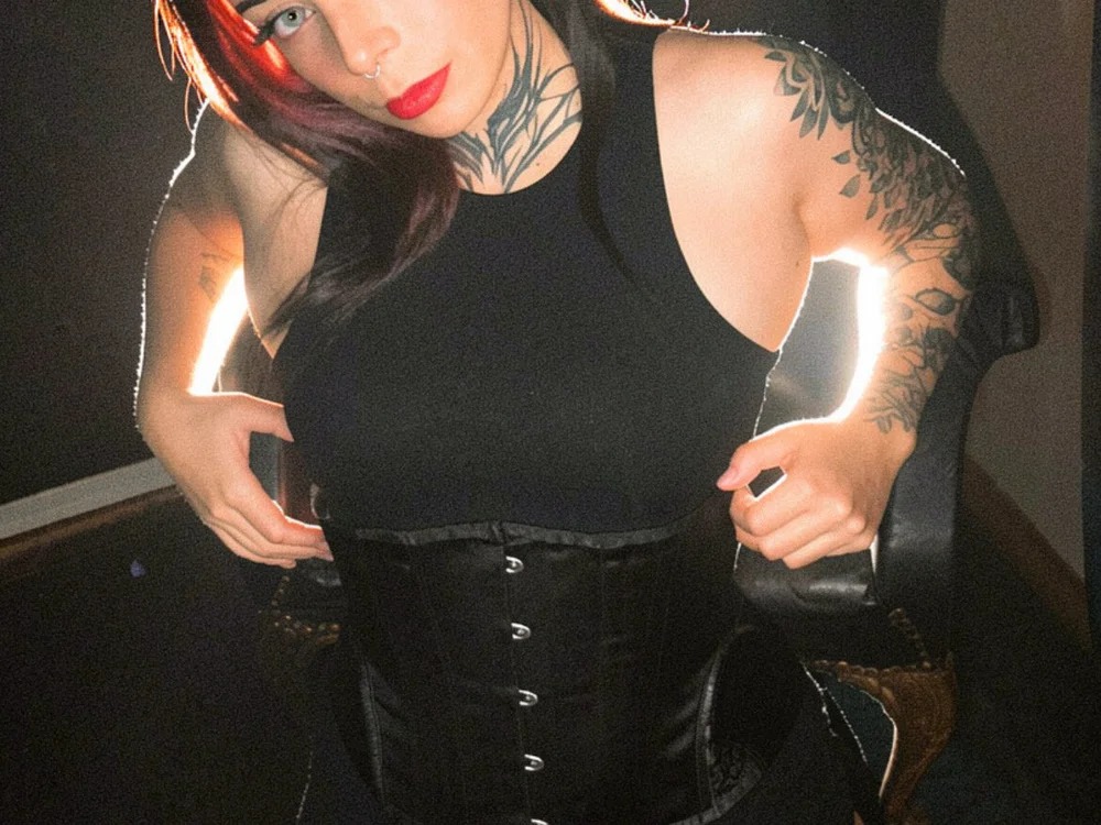 ciny_44 Chatroom