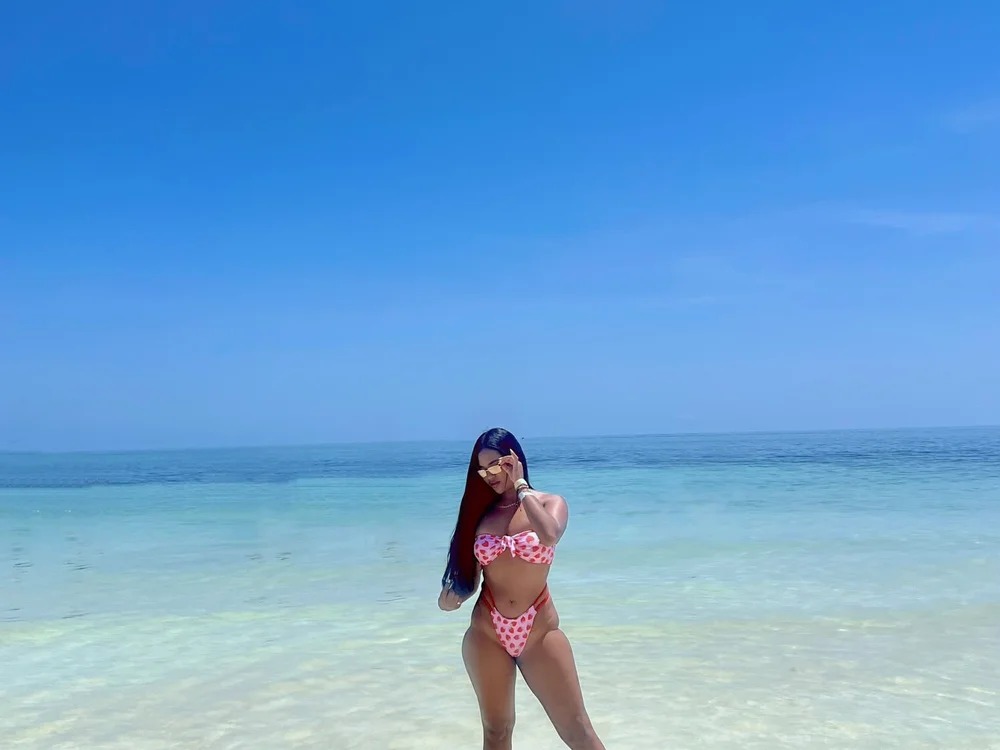 cleo_basett Chatroom