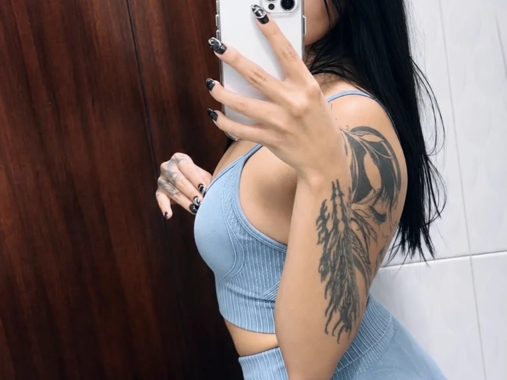 clio_moon Chatroom