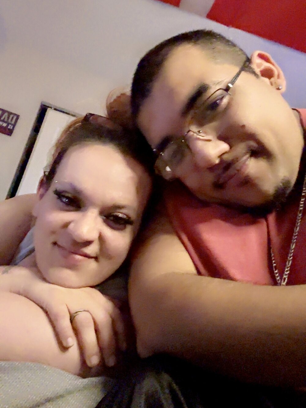 cloudy-couple Chatroom