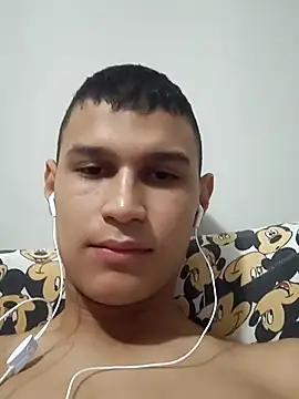 comeputa33 Chatroom