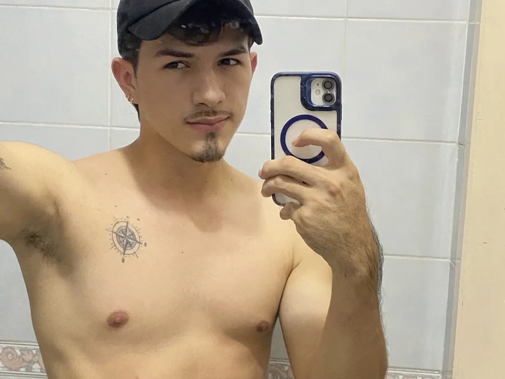 connor_rosse Chatroom