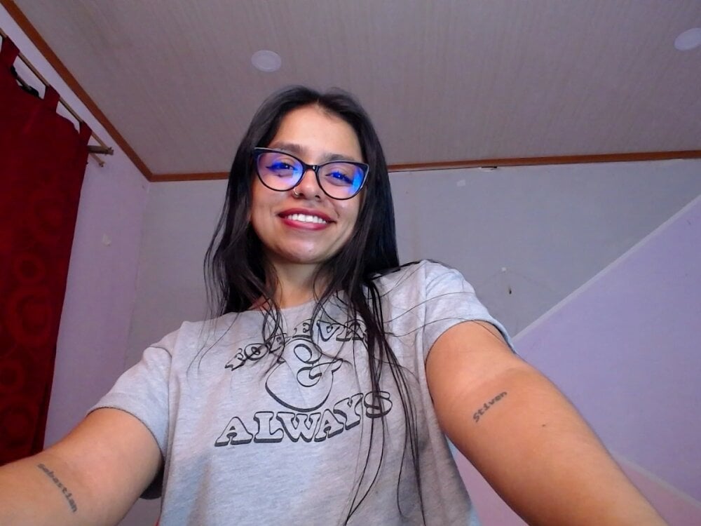 cory_rose Chatroom