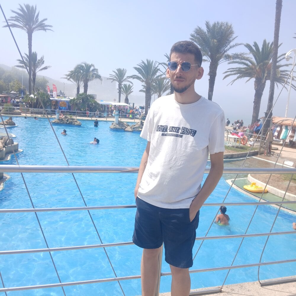 costadavi13 Chatroom