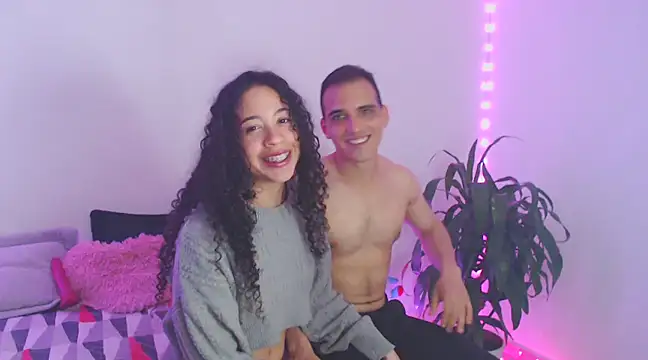 couple_greta33 Chatroom