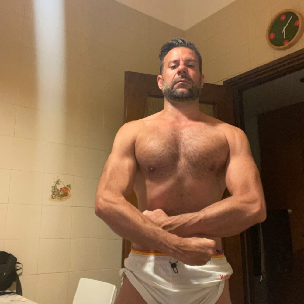 cristianboy93 Chatroom