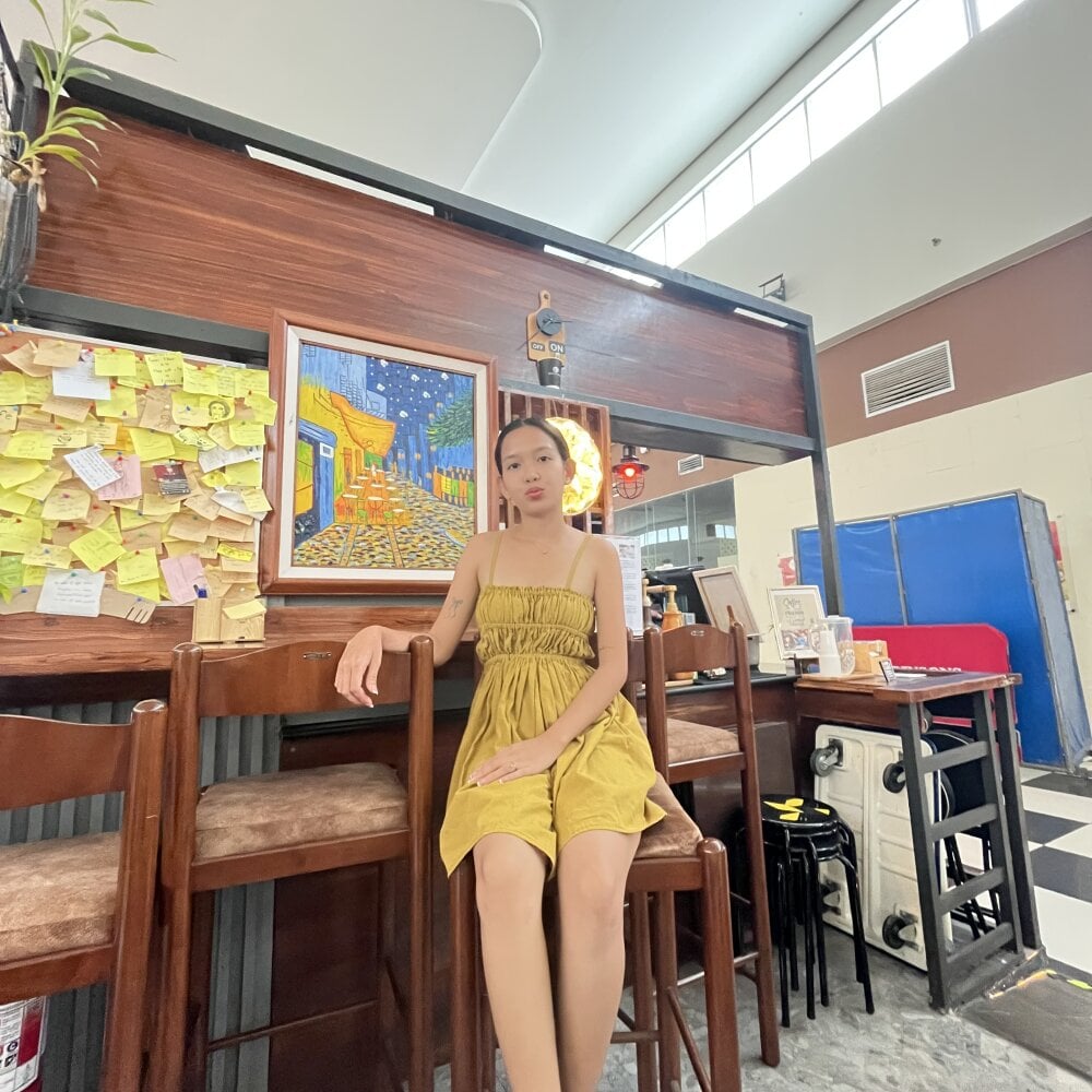 cristine190 Chatroom