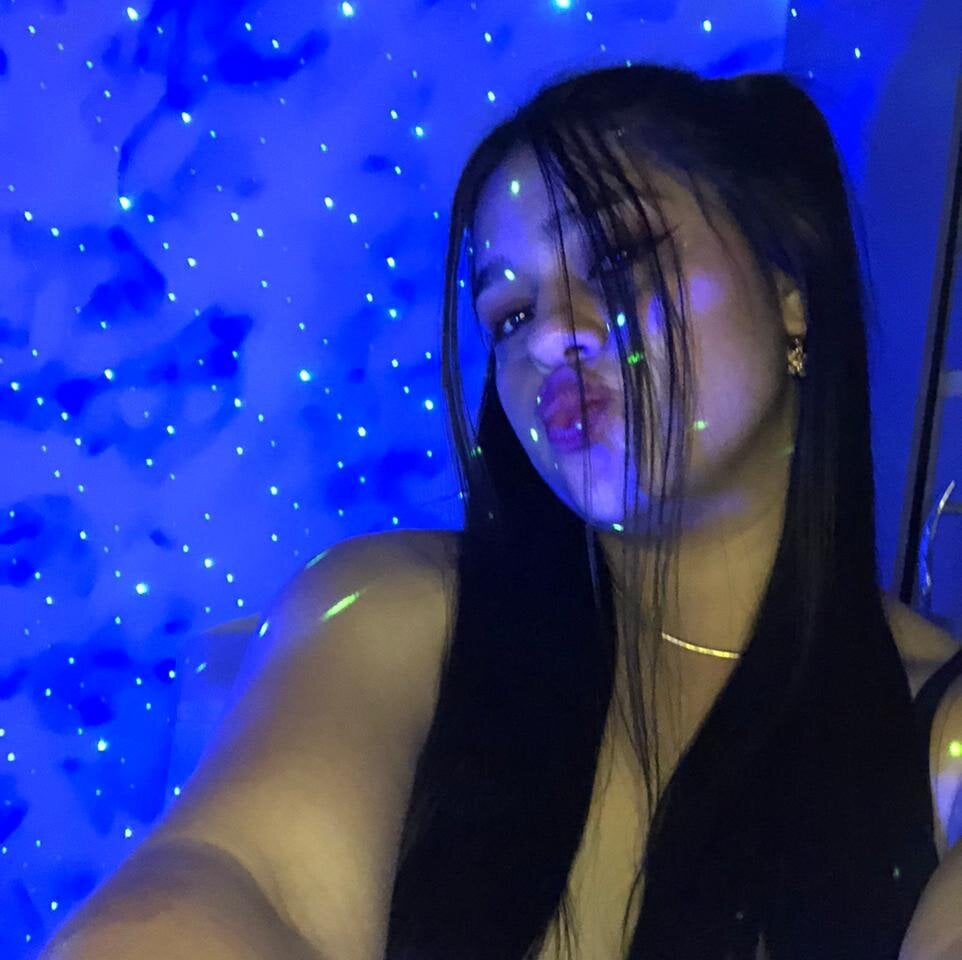 crystaldarliing Webcam Profile Picture crystaldarliing Chatroom