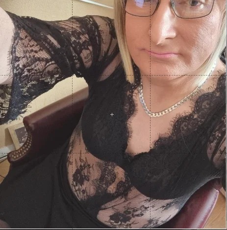 cuminmyknickers Chatroom