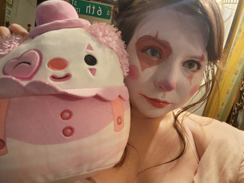 cupcakeclown Chatroom