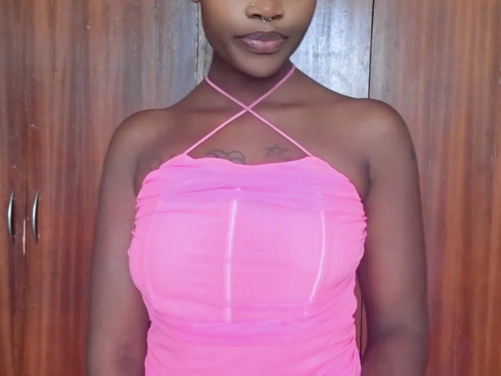 cute_vee23 Chatroom