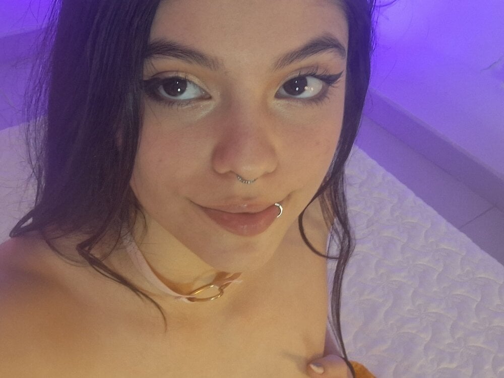 cutee_andrea Chatroom