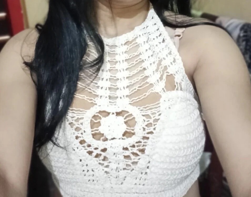 cutee_pari Chatroom