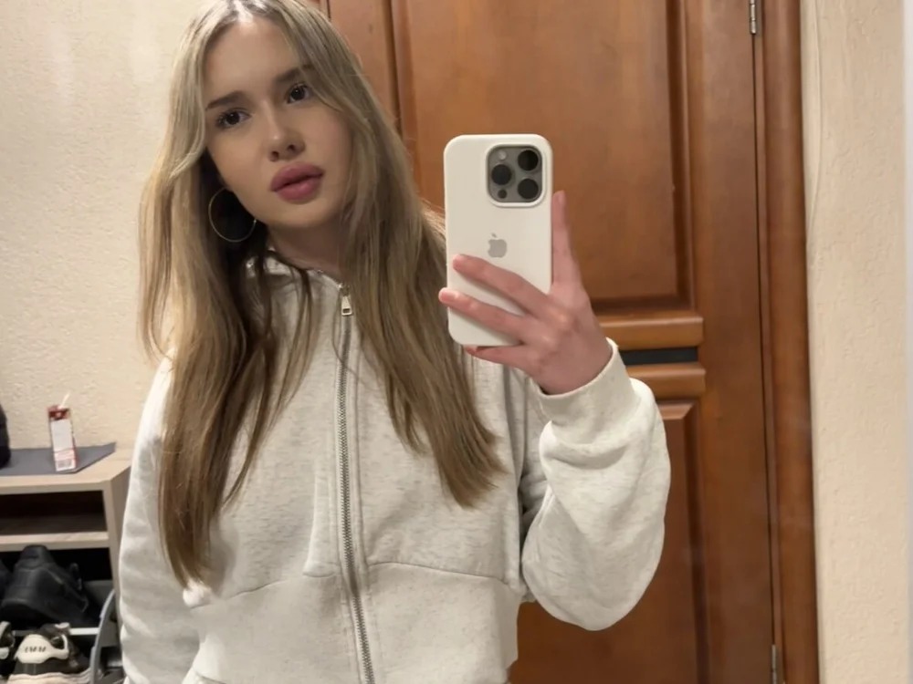 cutie_chloee Chatroom