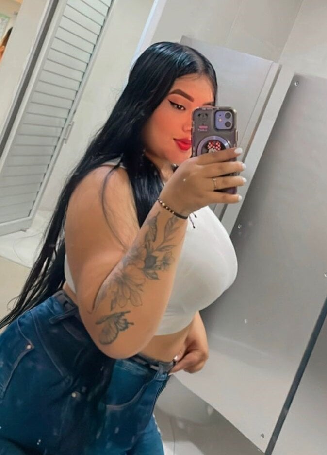 dalia_spinters Webcam Profile Picture dalia_spinters Chatroom