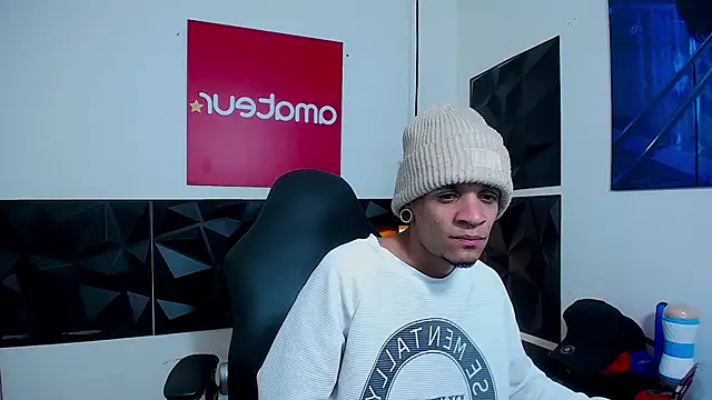 damian_dirty Chatroom