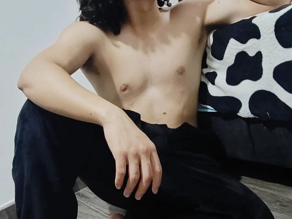 damianbi Chatroom
