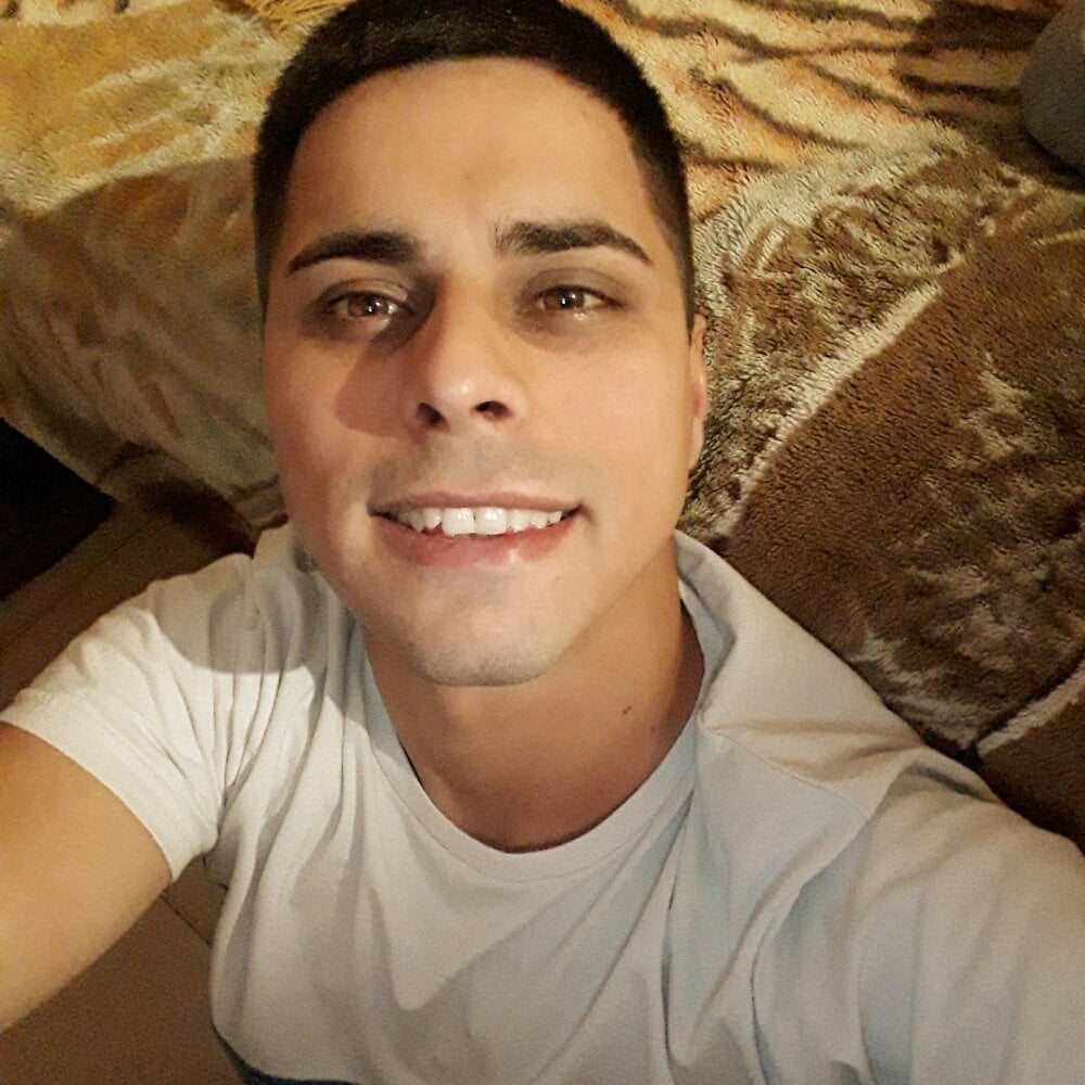 dani_aleja Chatroom