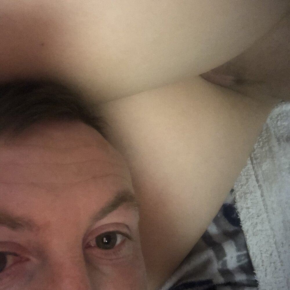 danicohoney Chatroom