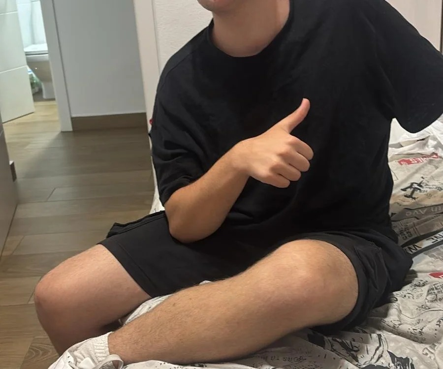 danieh4 Chatroom