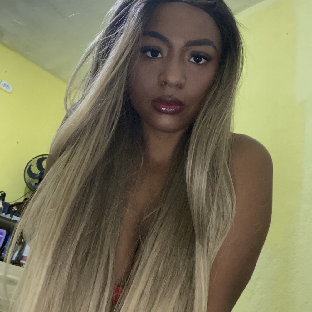 danixayume01 Chatroom