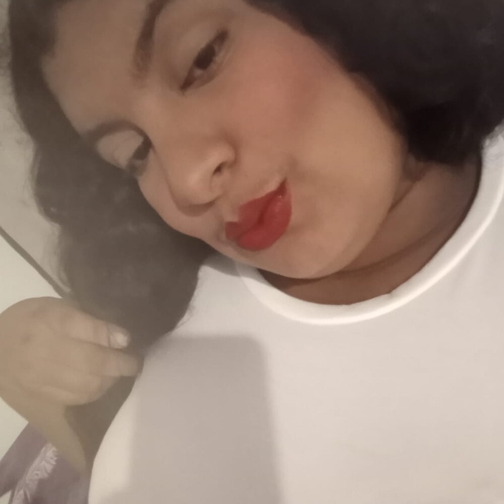 daripaola_sexlove Chatroom