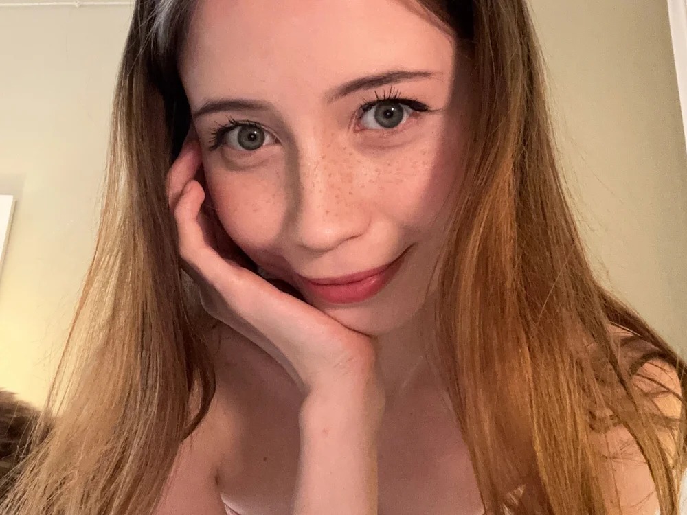 delorathecookiee Chatroom
