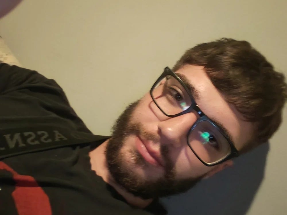 denis3479 Chatroom