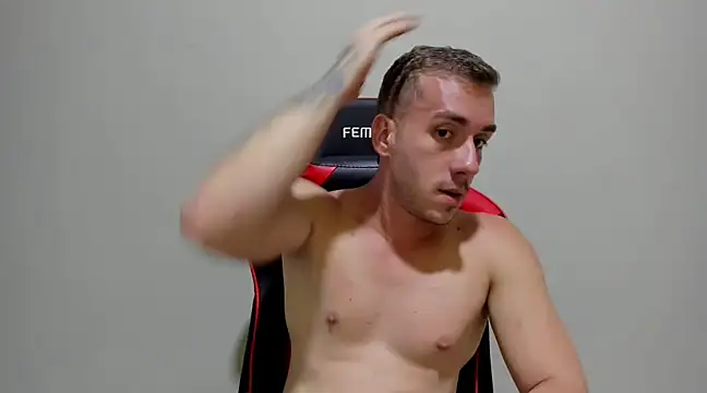 dennisdereck Chatroom