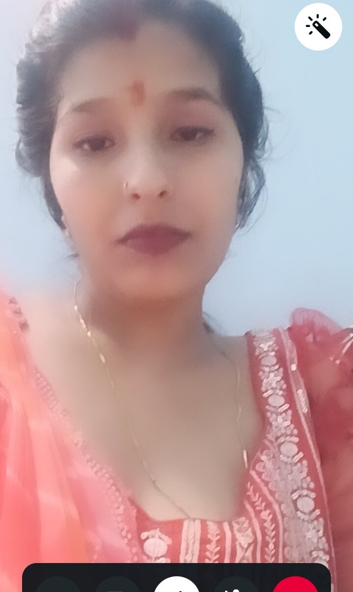 desi-hotcouple Chatroom