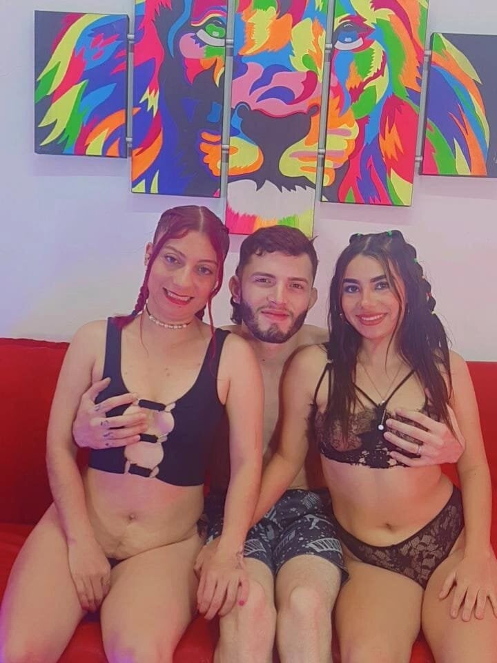 destructive_group Chatroom