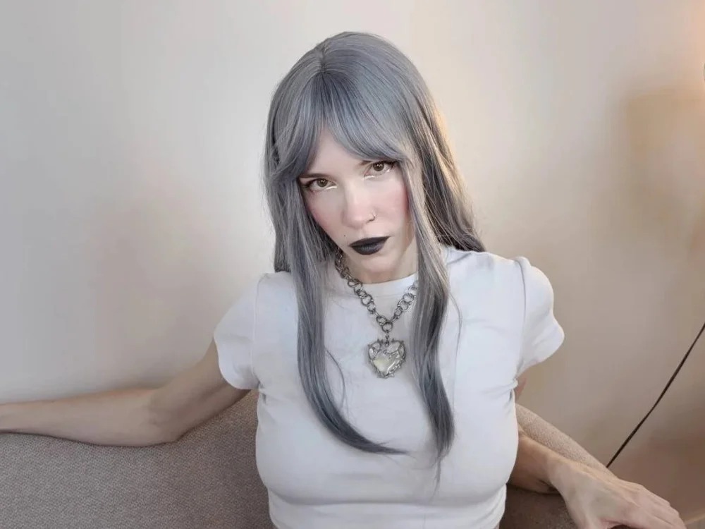 devine_devone Chatroom