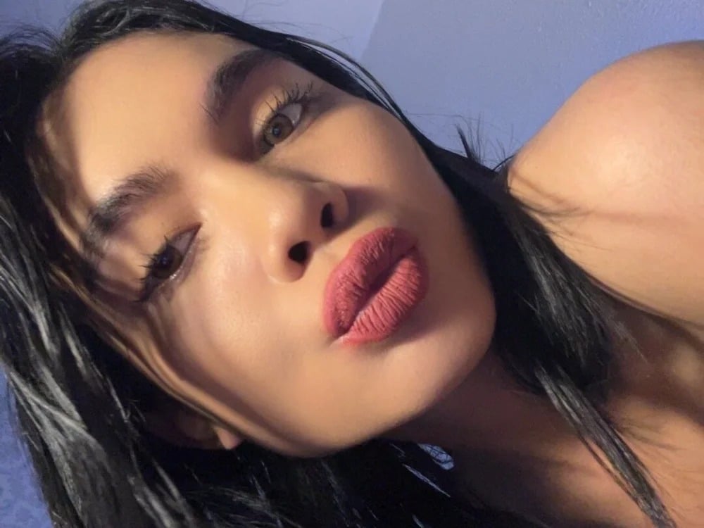 devine_goddess Chatroom