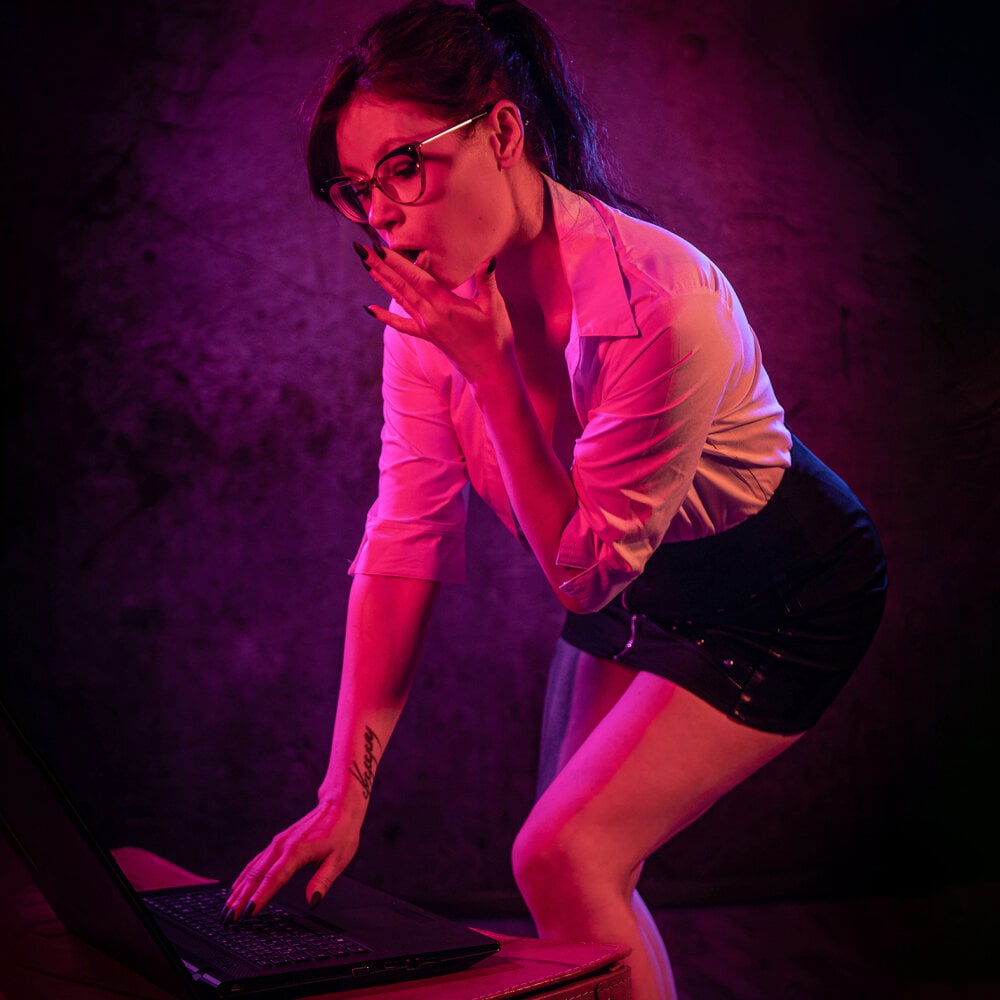 die-EinHORNY-WG Chatroom