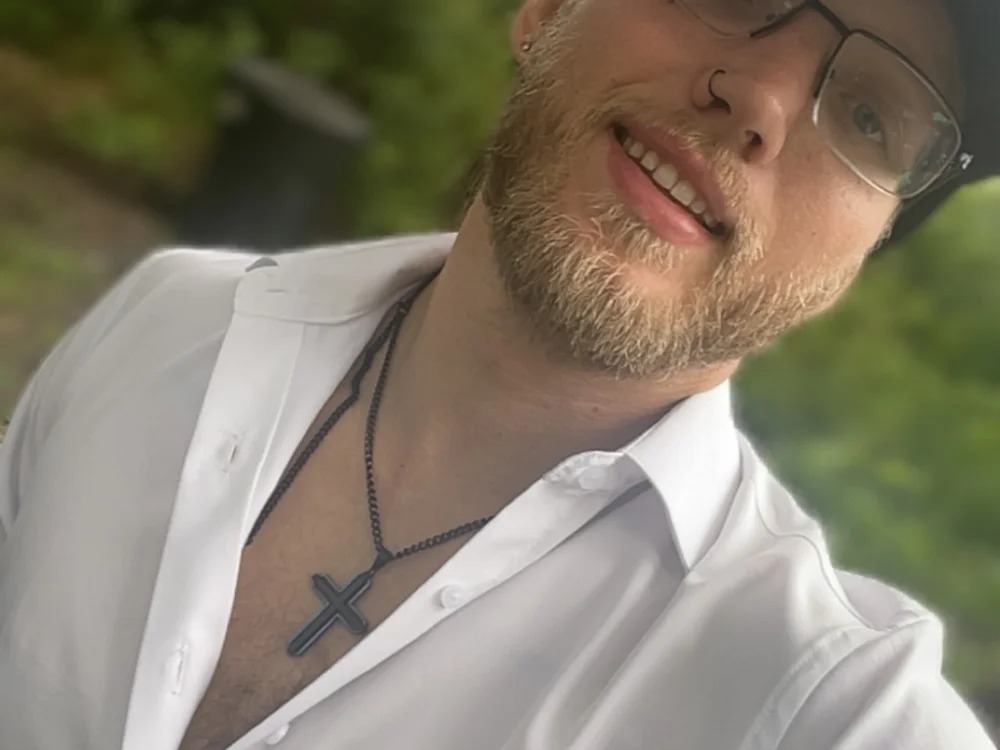 dilf_96 Chatroom