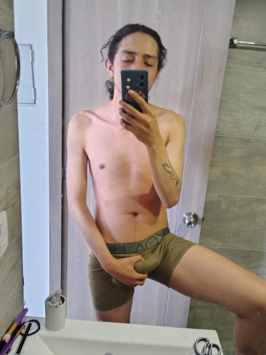 dirtytw0230 Chatroom