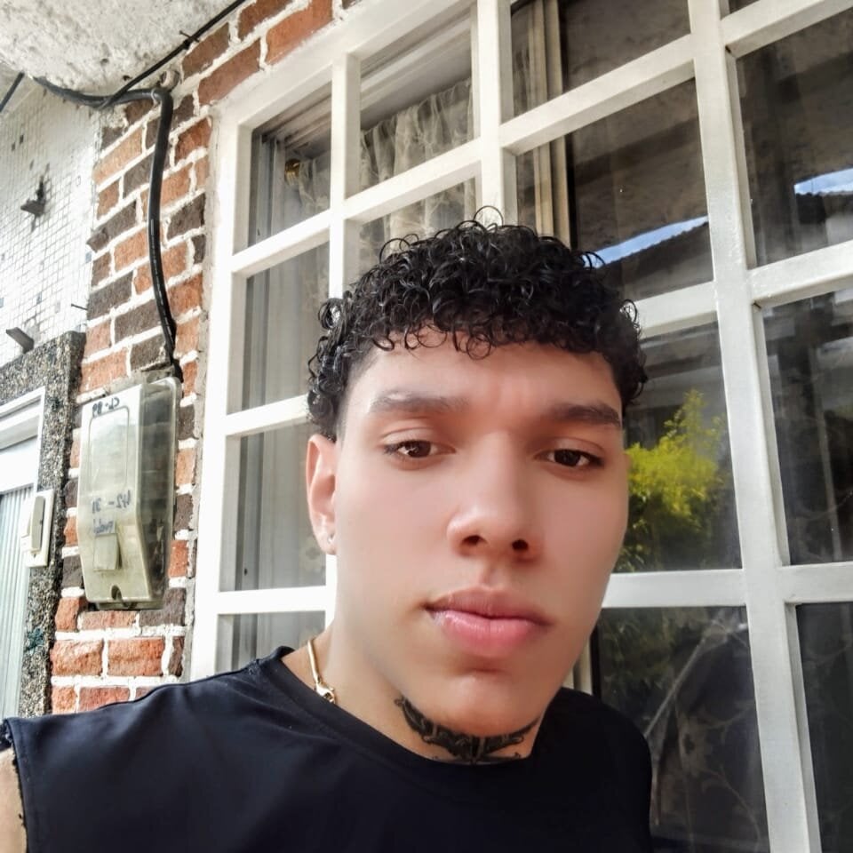 drake_miller7 Chatroom