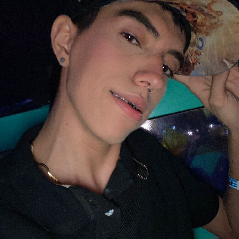 dylan_202520_ Chatroom