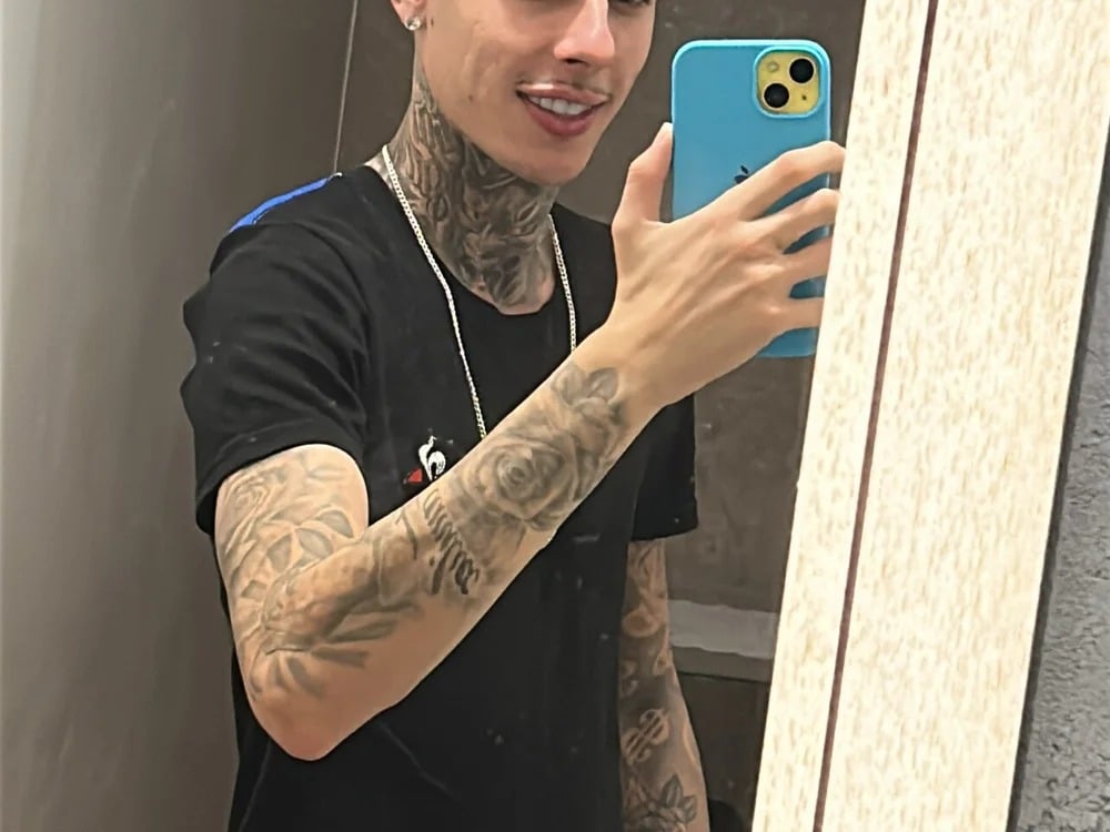 dylan_wolf Chatroom