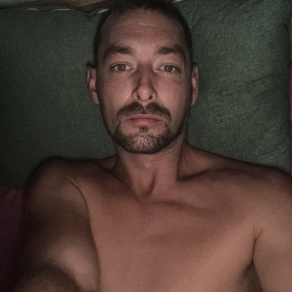 echt-pure-leidenschaft Webcam Profile Picture echt-pure-leidenschaft Chatroom