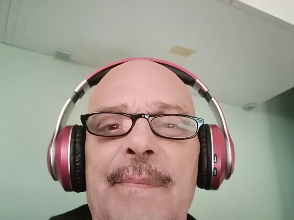 efthimis11 Chatroom