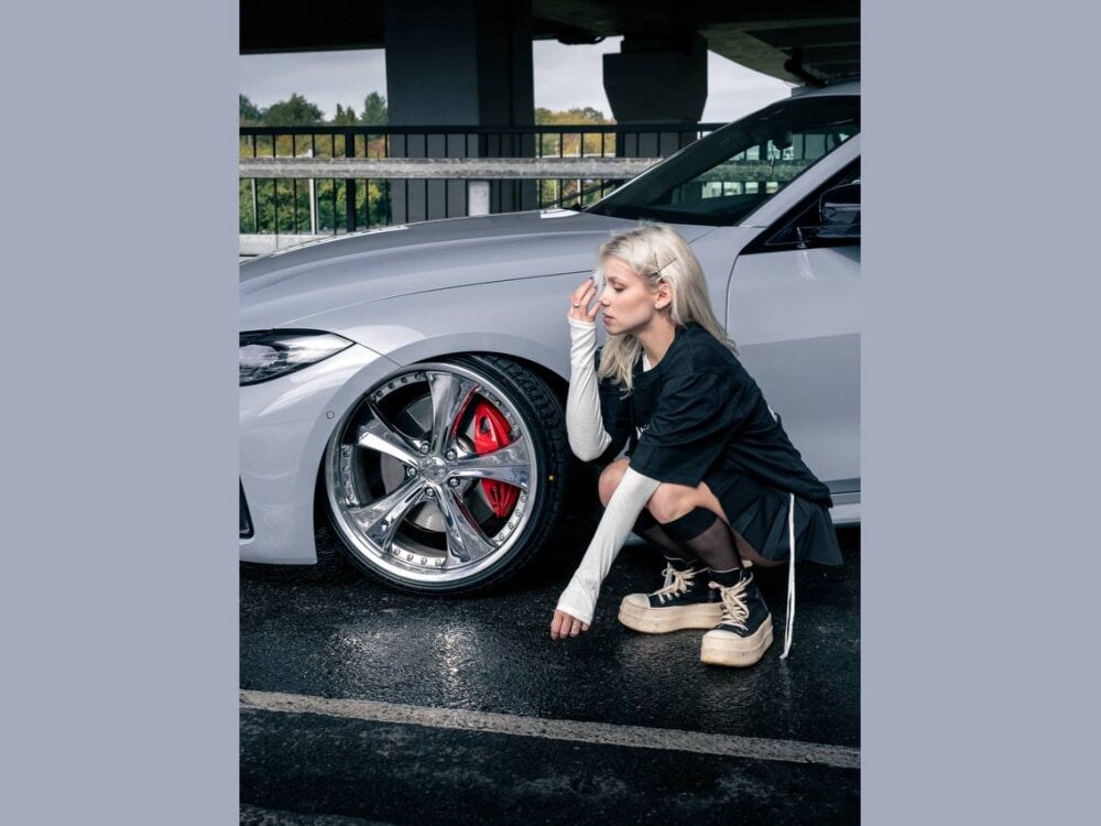 elegant_blonde Chatroom