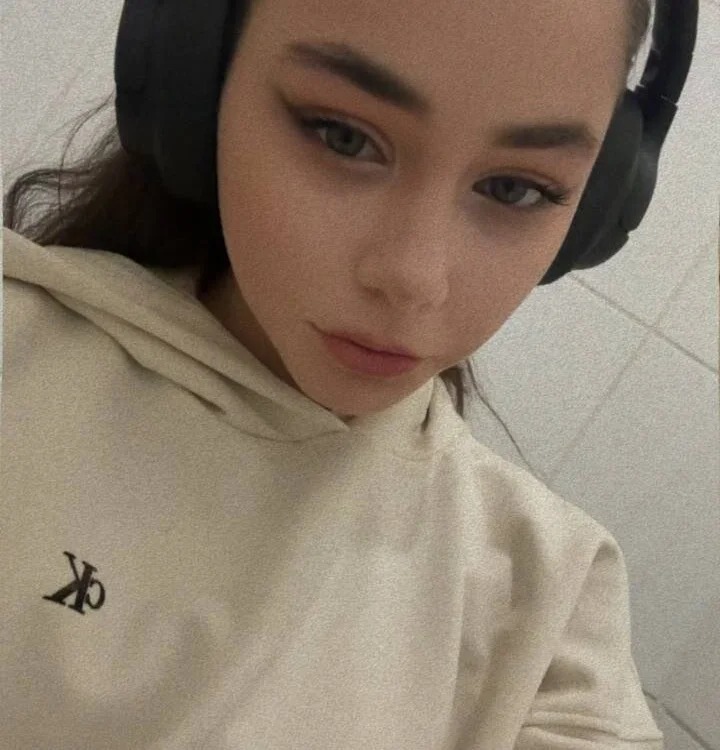 elfLiana Chatroom