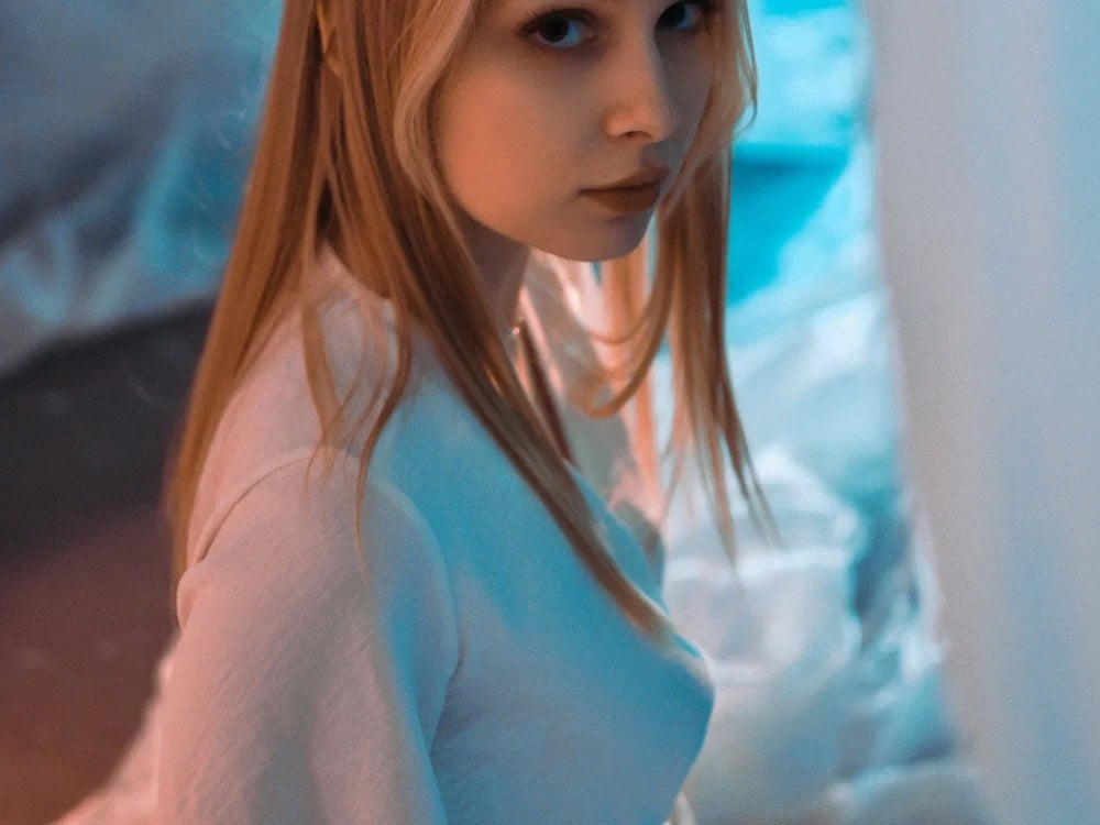 elia_moon Chatroom