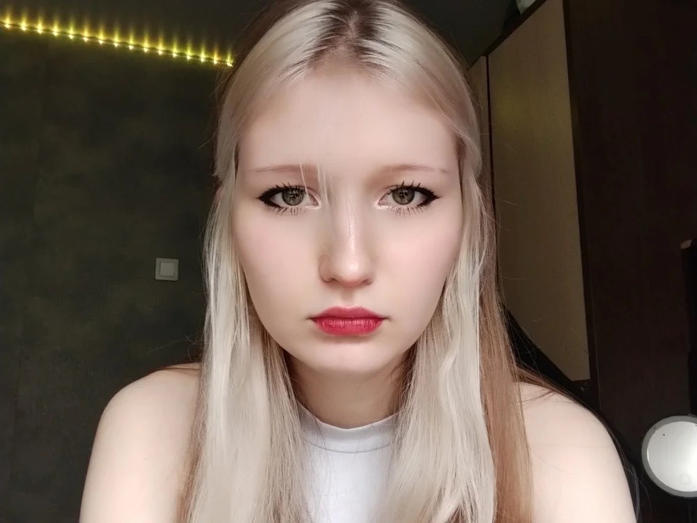 eliseida Chatroom